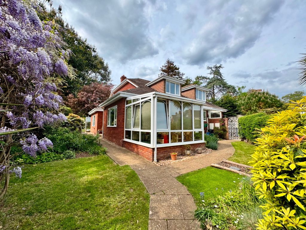 Property photo 2 of 26