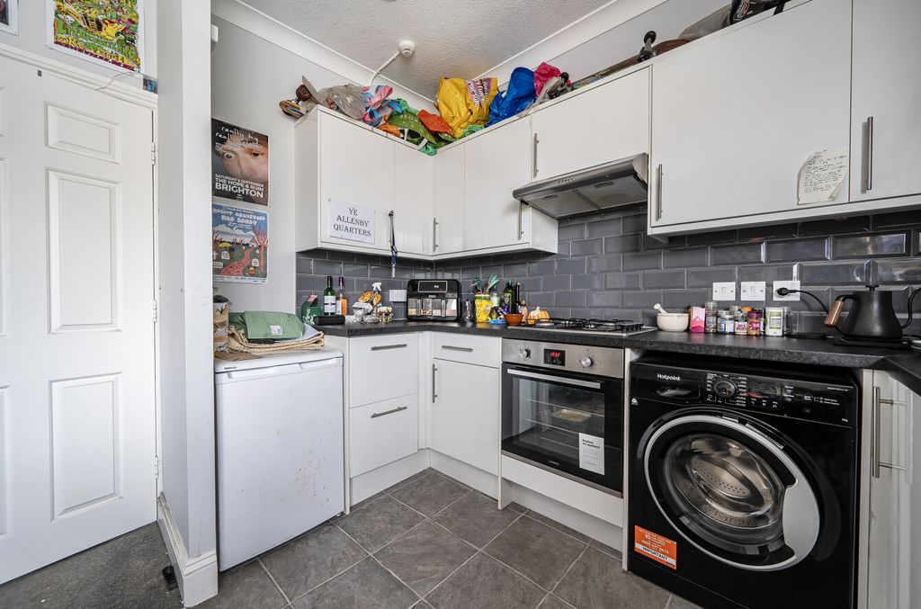 Property photo 3 of 10 1424866-7-69Aace6...