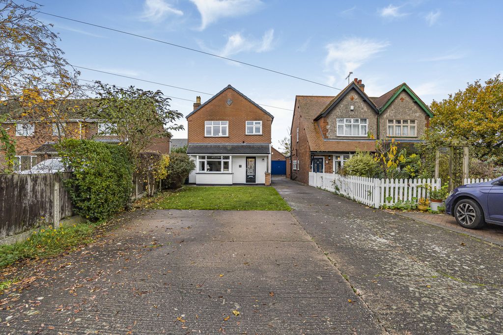 Property photo 1 of 28