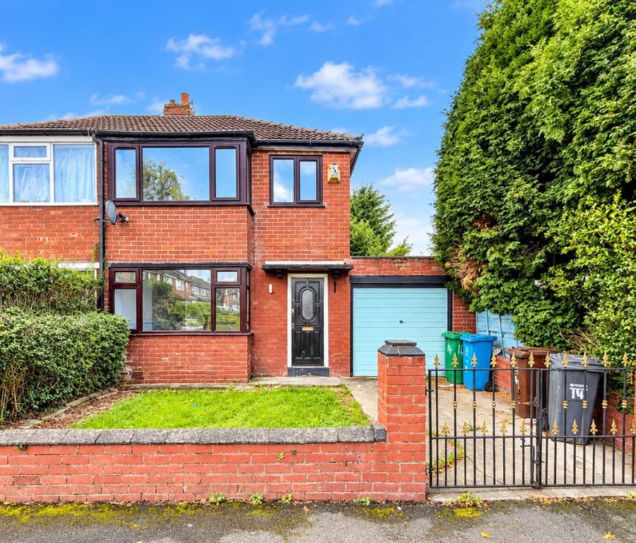 Property photo 1 of 17
