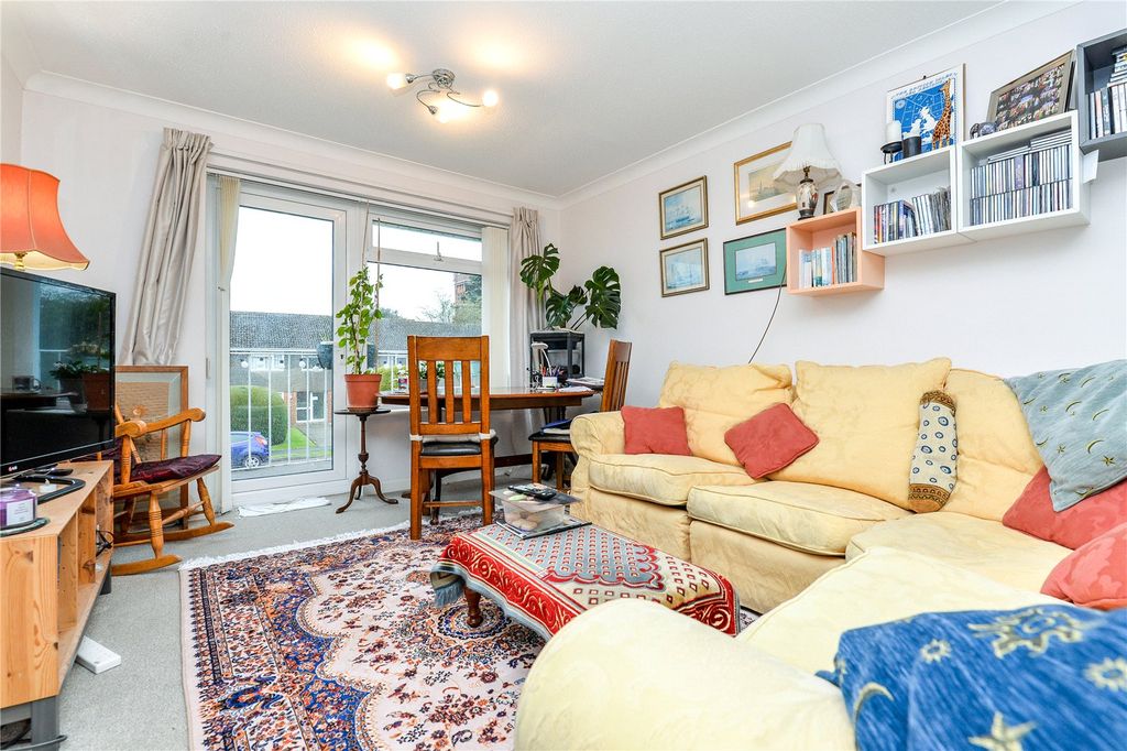 Property photo 2 of 15 Picture No. 23