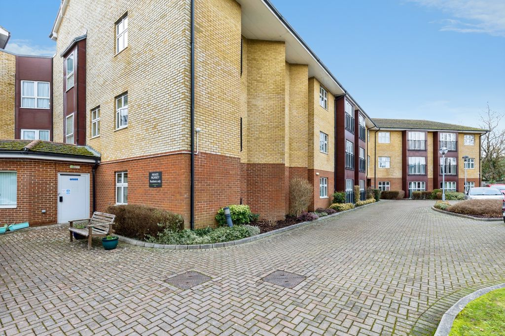 Property photo 2 of 14 Outside