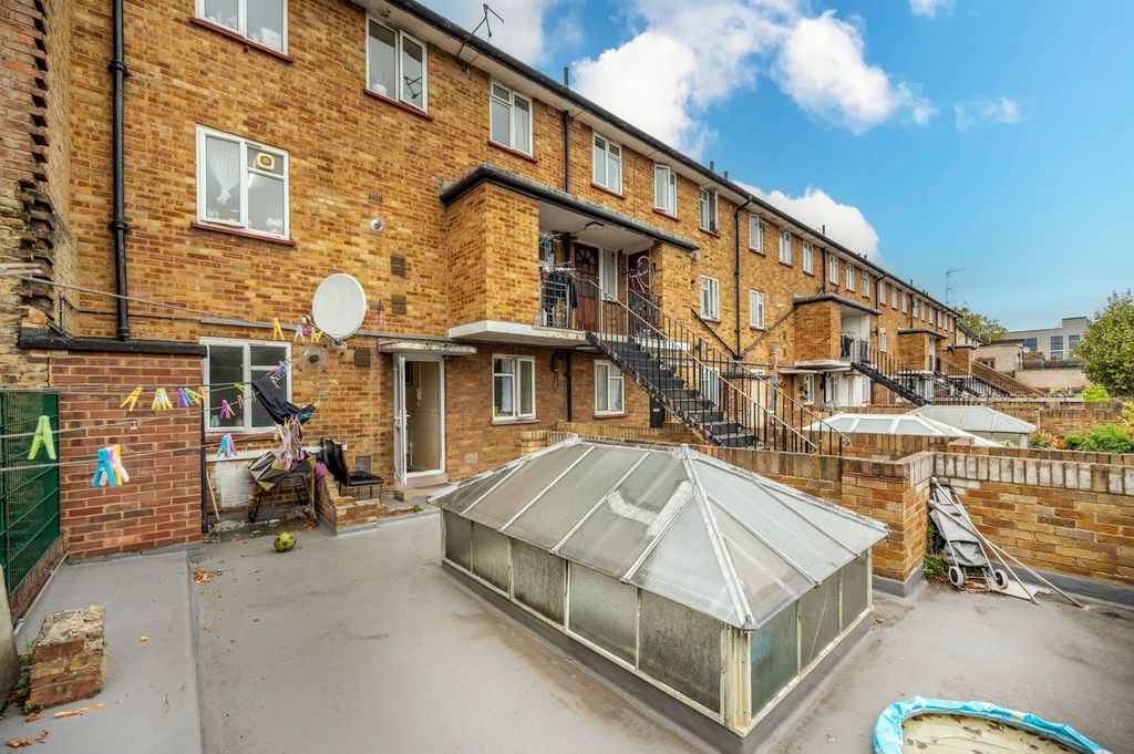 Property photo 3 of 7