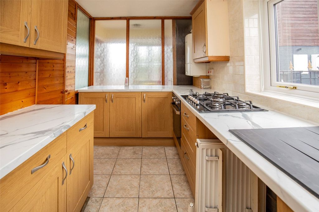 Property photo 3 of 13 Picture No. 14