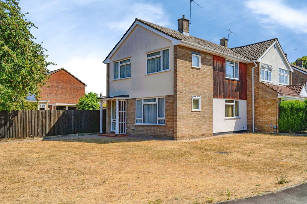 Property photo 1 of 24