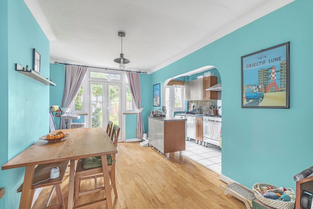 Property photo 3 of 7