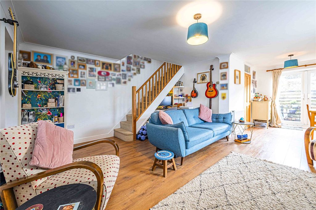 Property photo 2 of 11 Picture No. 10