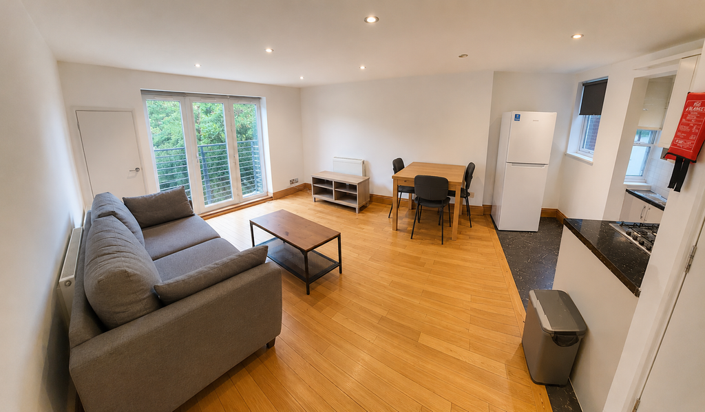 Property photo 1 of 5
