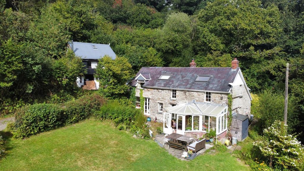 Property photo 3 of 44 Qlsi4132.Jpg