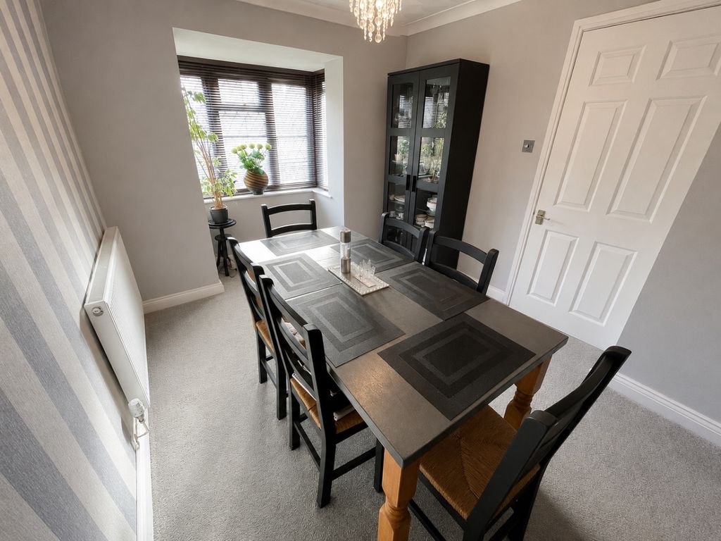 Property photo 3 of 11 2310733
