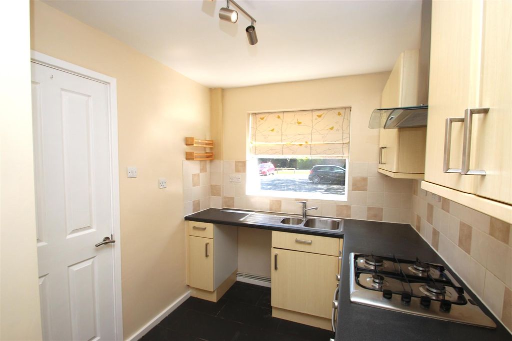Property photo 3 of 15 Img_9954.Jpg