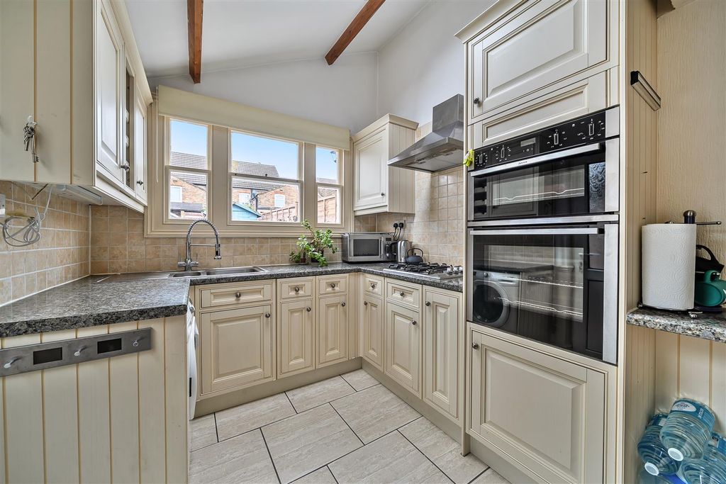 Property photo 2 of 15 1420510-5-69A1B23c9787A.Jpg