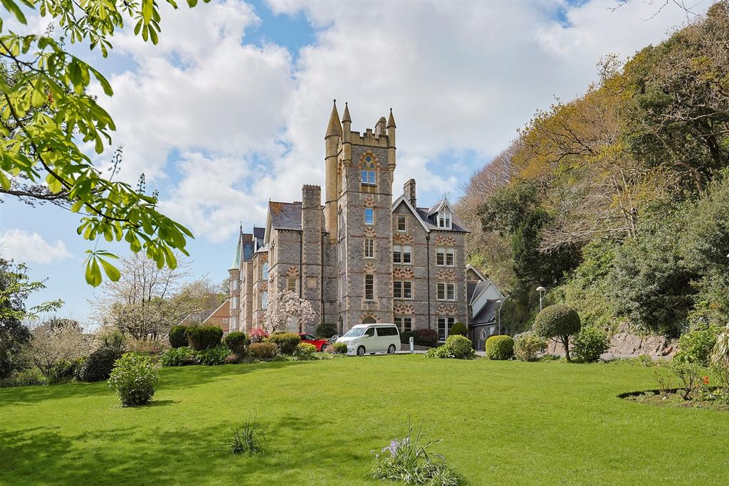 Property photo 2 of 22 A Page _ 19 Langland Bay Manor - Web-1.Jpg