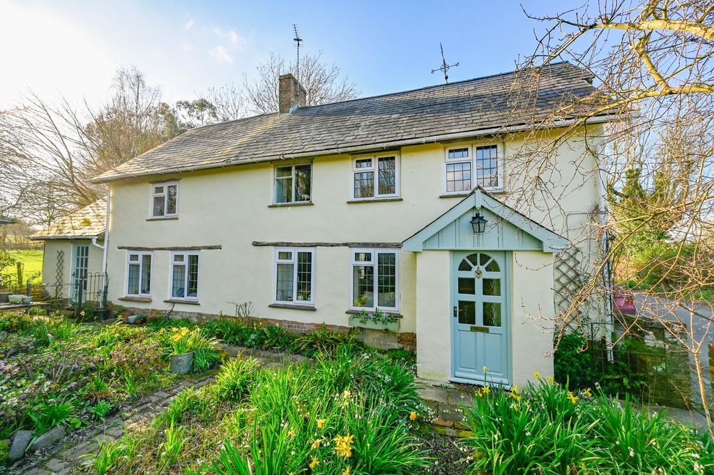 Property photo 1 of 30