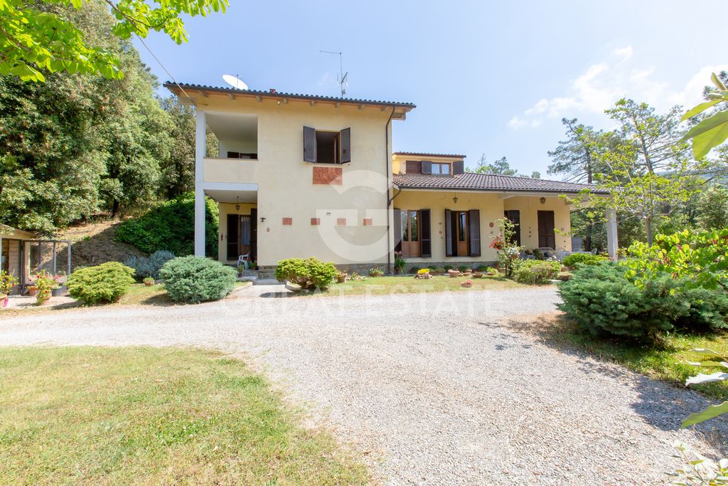 Property photo 1 of 31