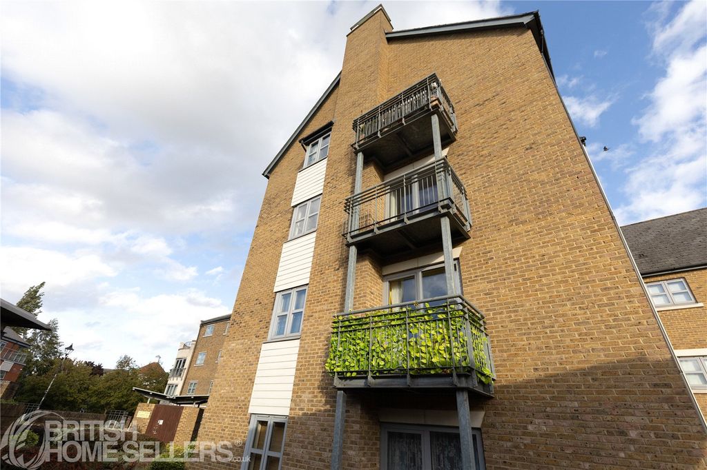 Property photo 1 of 14 Picture No. 16