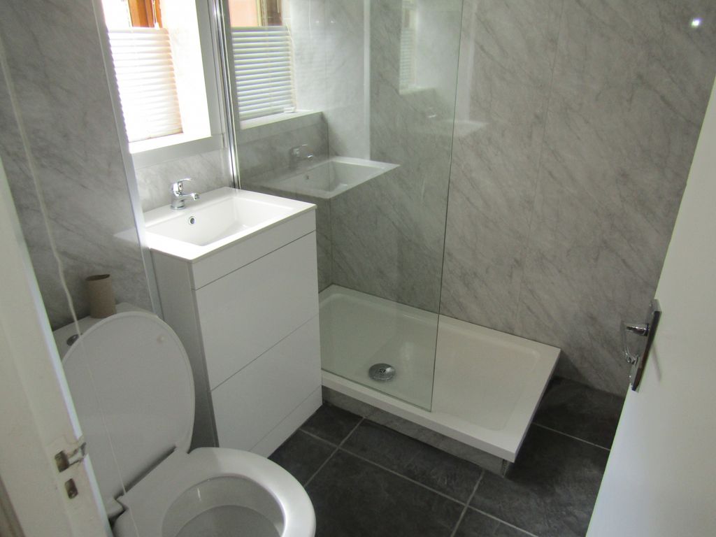 Property photo 3 of 10 Gallery