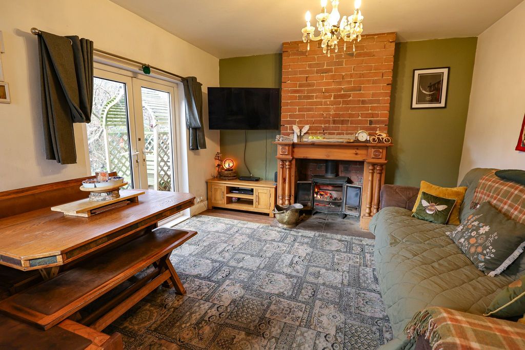 Property photo 2 of 12