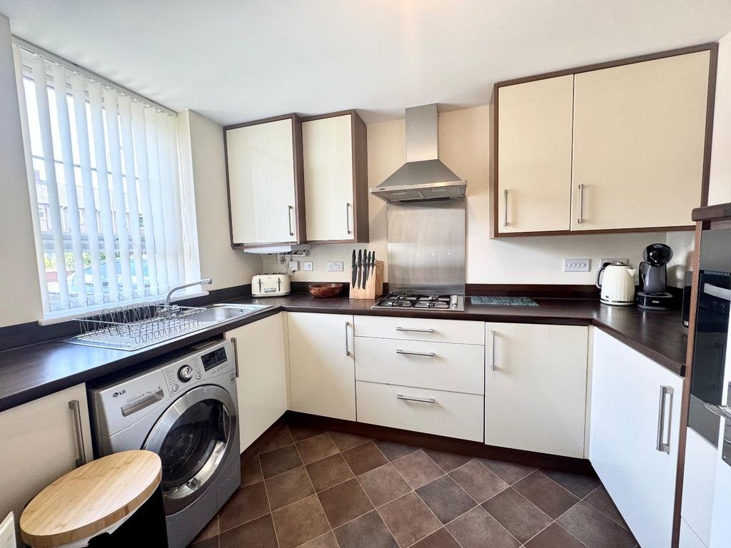 Property photo 2 of 13 Kitchen