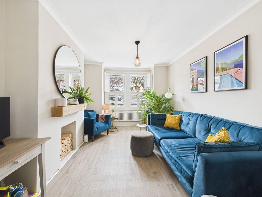 Property photo 2 of 18