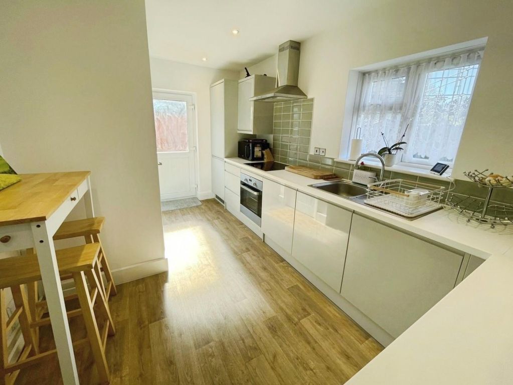 Property photo 3 of 10 4Eca064E-384Af196-3408-40F2-A461-Cbf21E932Aff.Jpeg