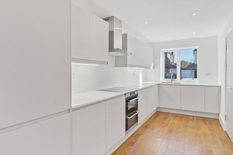 Property photo 3 of 14 Photo 14