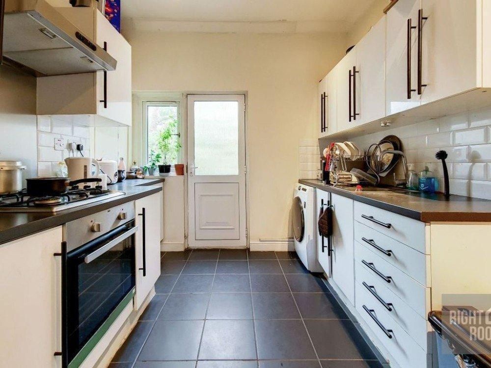 Property photo 2 of 5