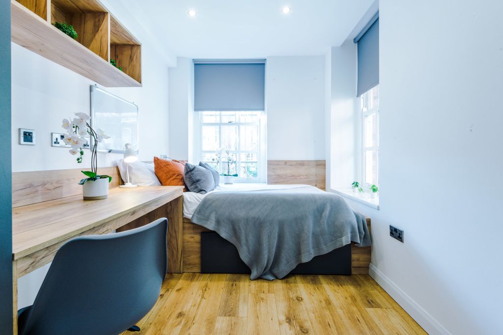 Property photo 3 of 42 Jesmond View, Block A, Flat 4, Bedroom 11