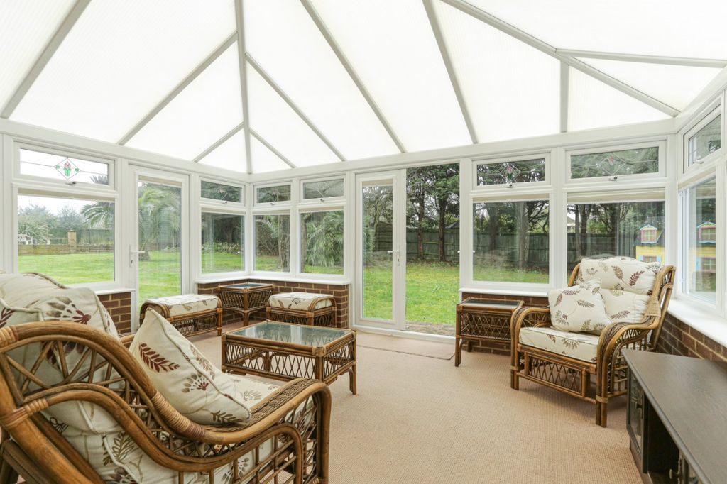 Property photo 3 of 26 Picture 3