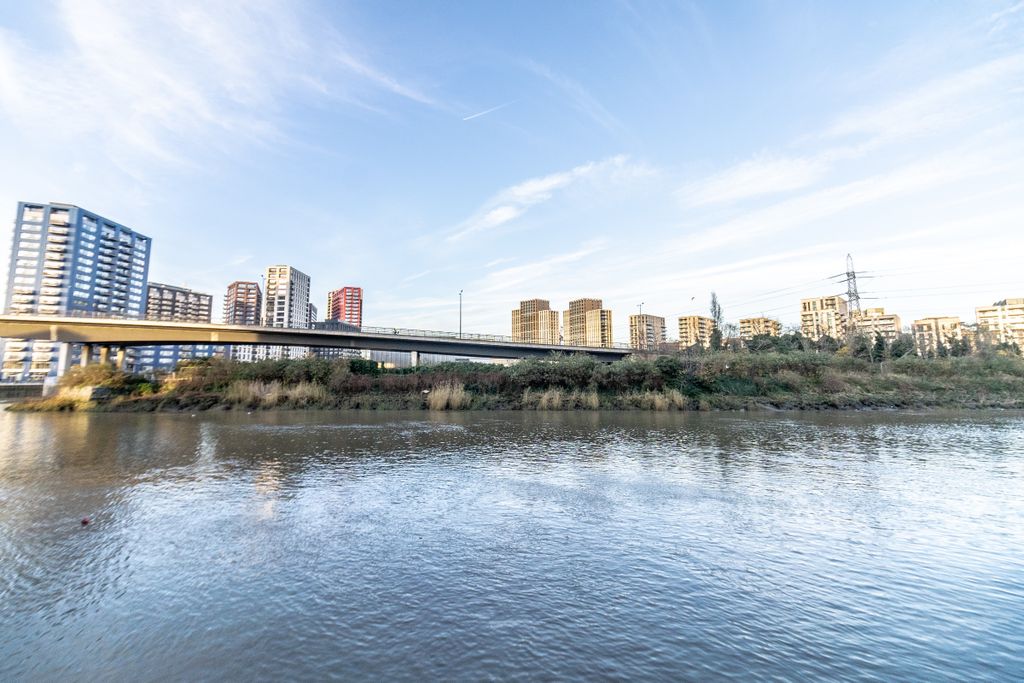 Property photo 3 of 21