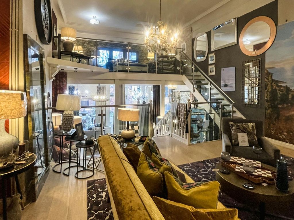 Property photo 2 of 8 6.Jpg