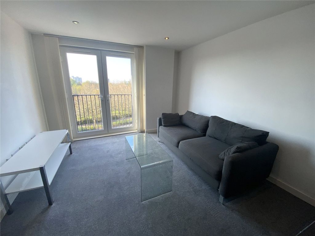 Property photo 3 of 15 Picture No. 42