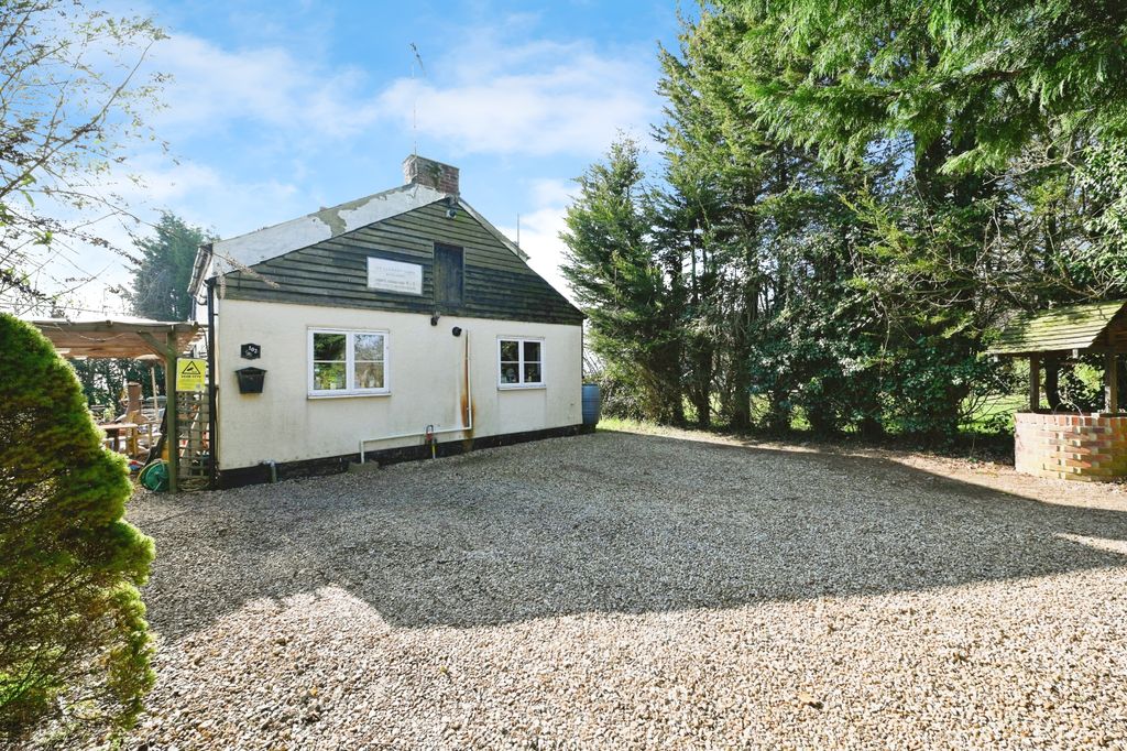 Property photo 1 of 17 Photography