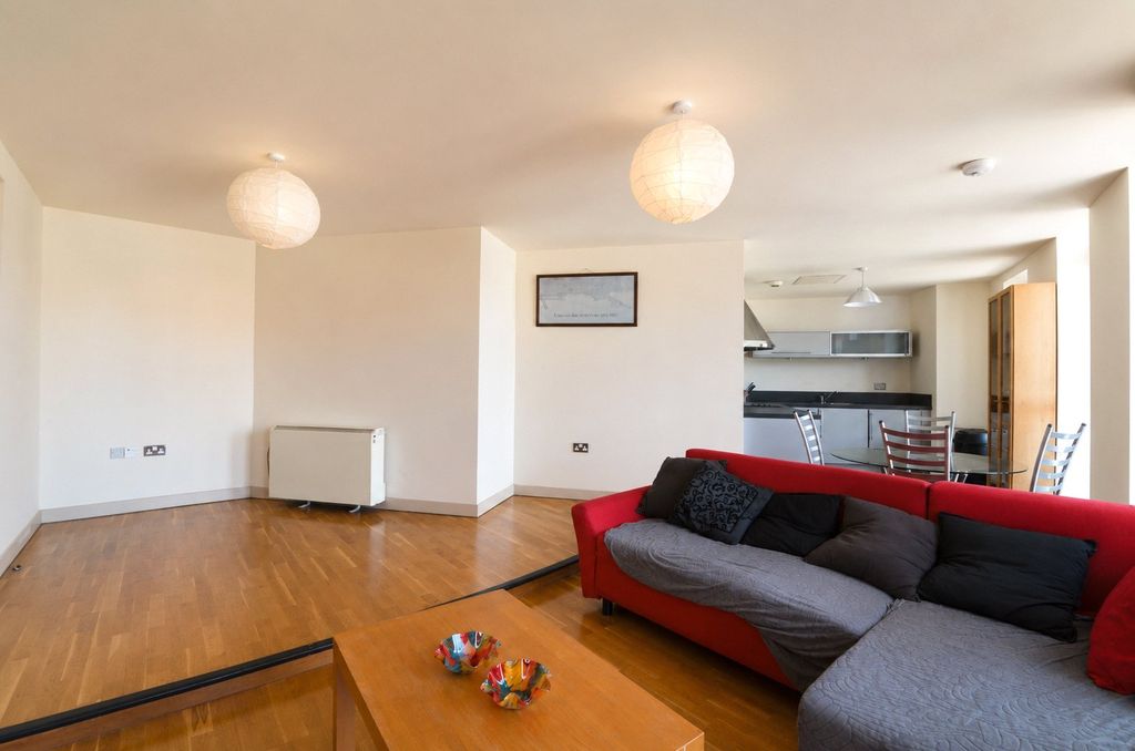 Property photo 1 of 9 Picture No. 01