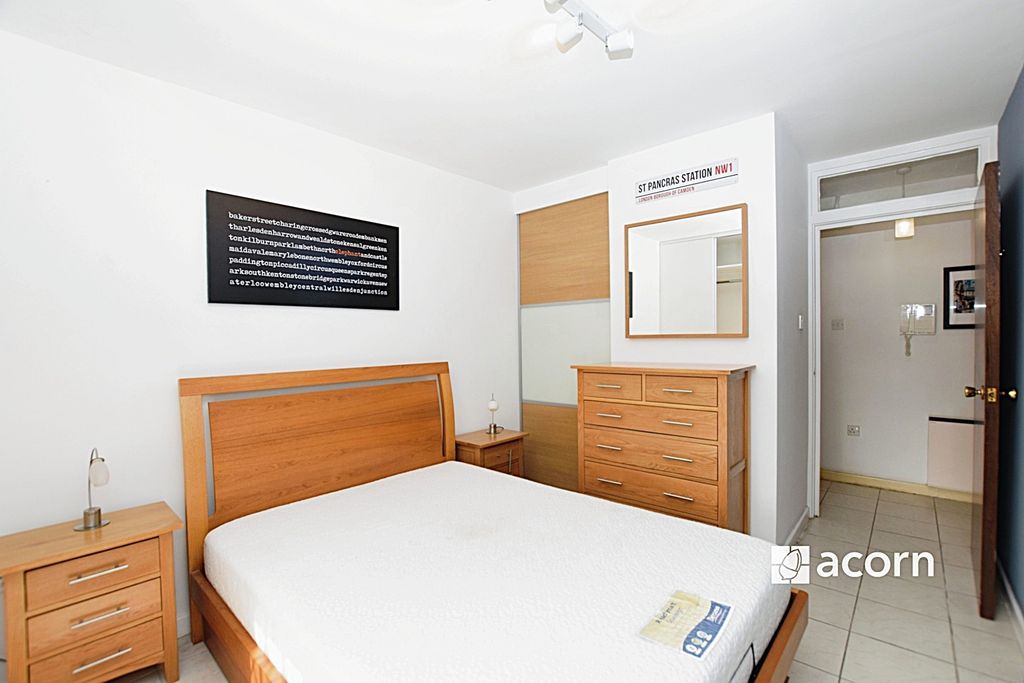 Property photo 1 of 11 Bedroom