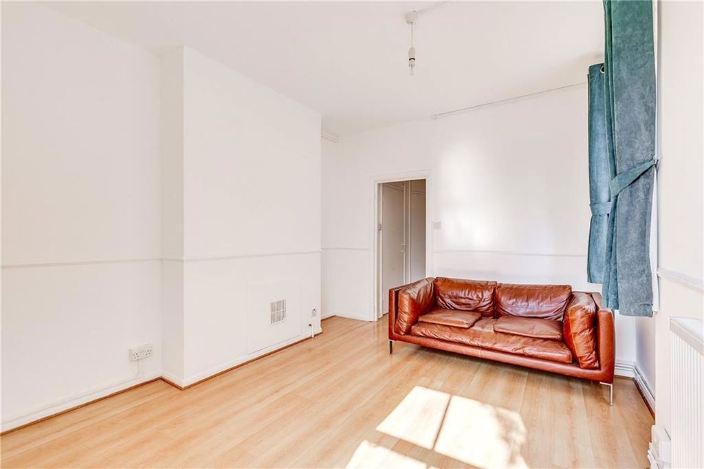 Property photo 2 of 5