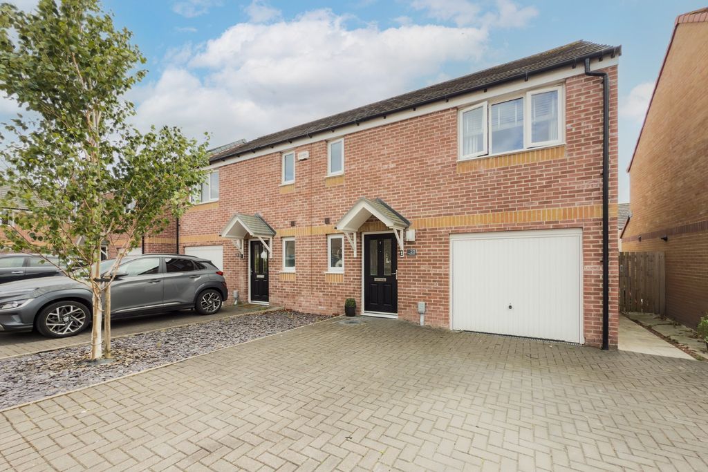 Property photo 1 of 25 4358530
