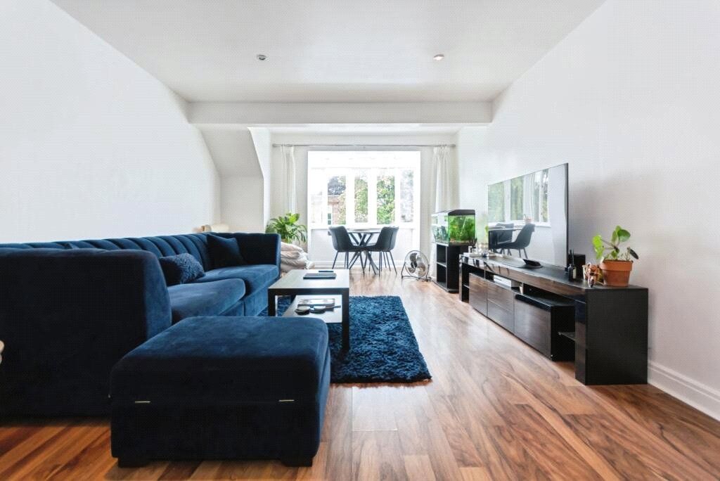 Property photo 3 of 16 Picture No. 03