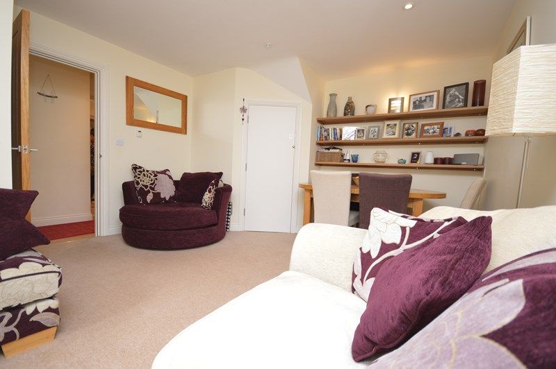 Property photo 3 of 12 Sitting Room 1