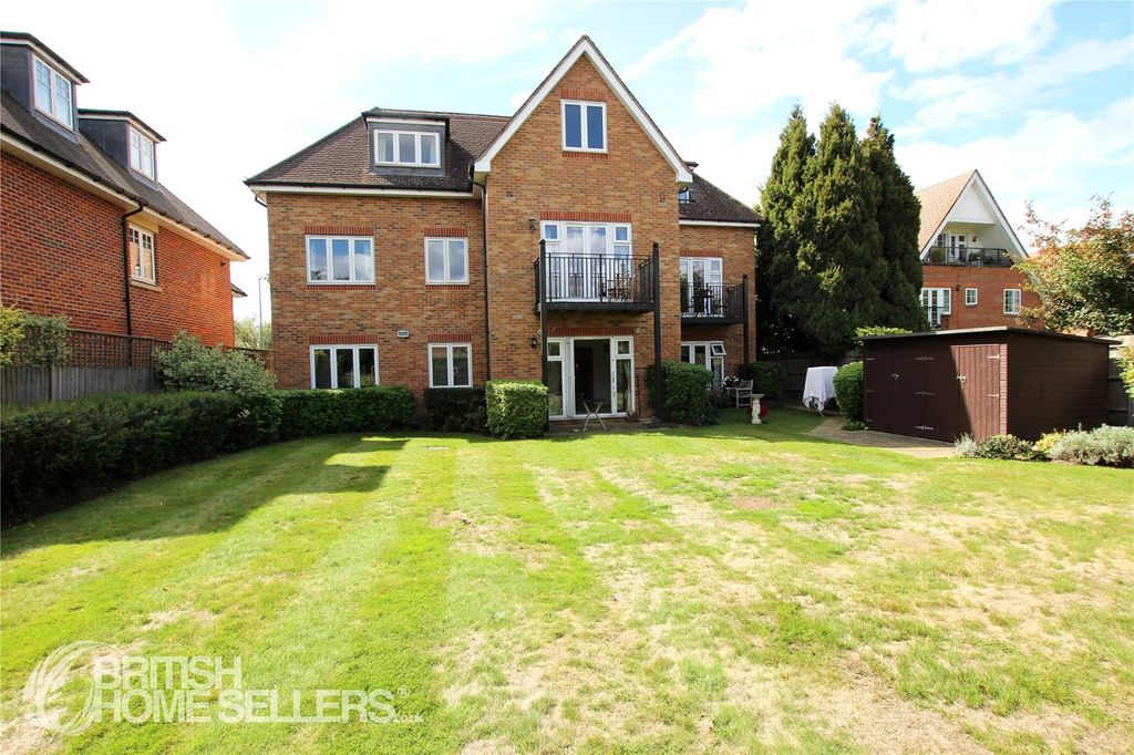 Property photo 1 of 17 Picture No. 18