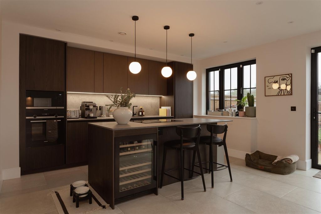 Property photo 2 of 19 2.Jpg