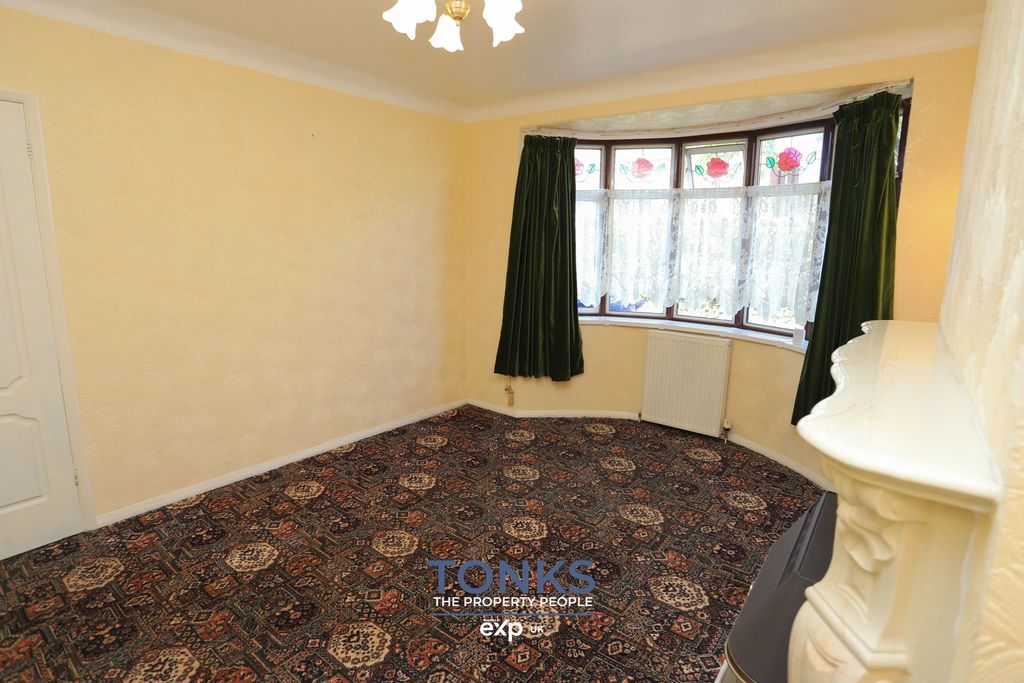 Property photo 3 of 22