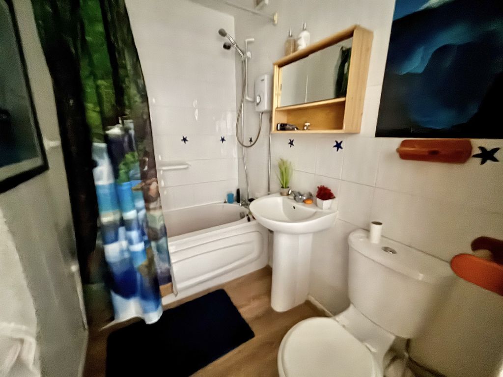 Additional image 10 of 1 bed flat for saleDock Street, Fleetwood FY7