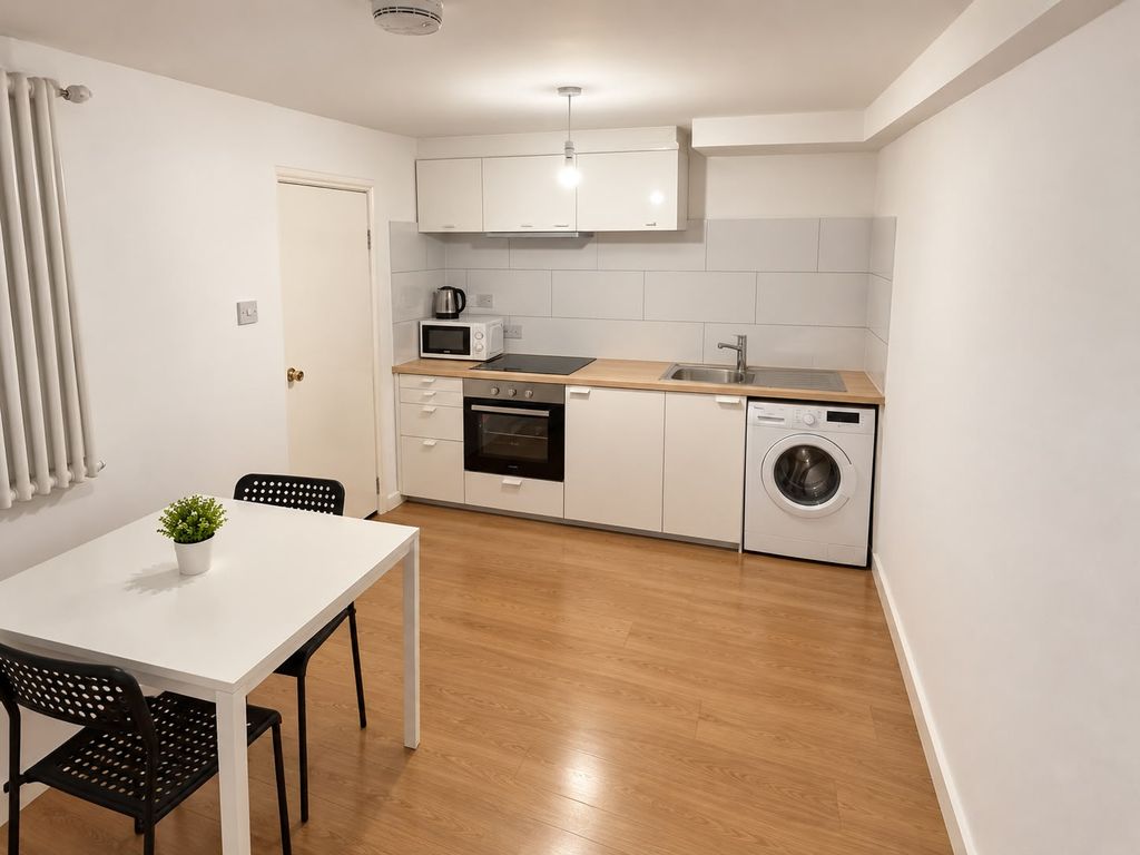 Property photo 1 of 4