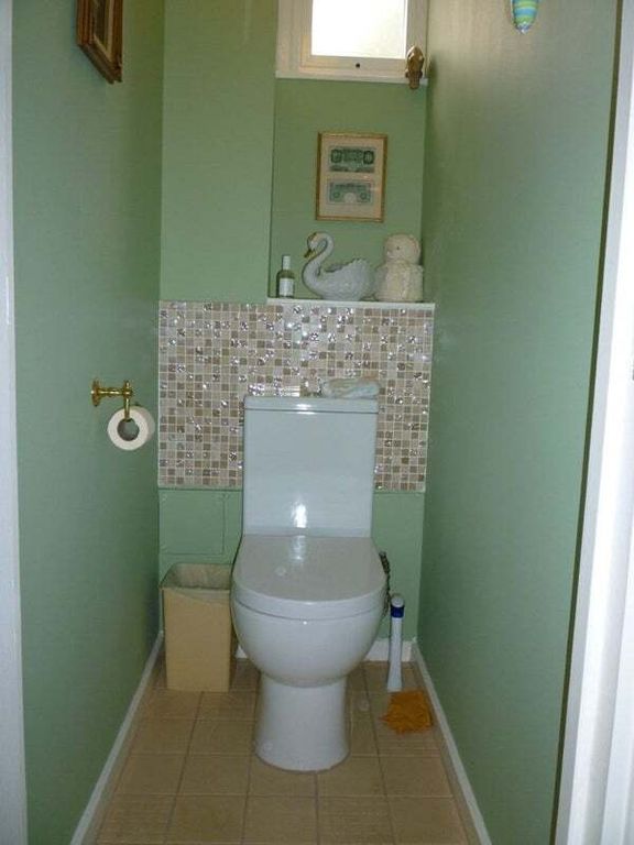 Property photo 2 of 8 A Clean And Neatly Maintained Single Toilet Room W...