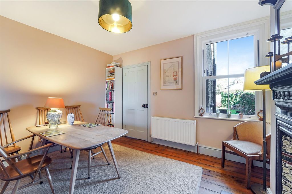 Property photo 3 of 14 Lower Court Road (7).Jpg