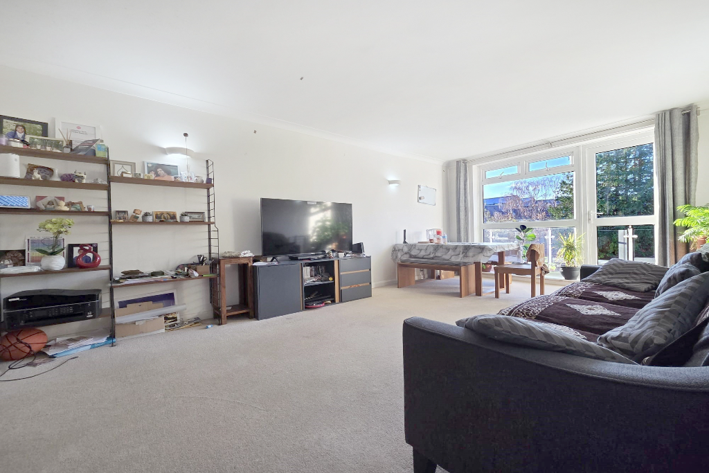 Property photo 2 of 14