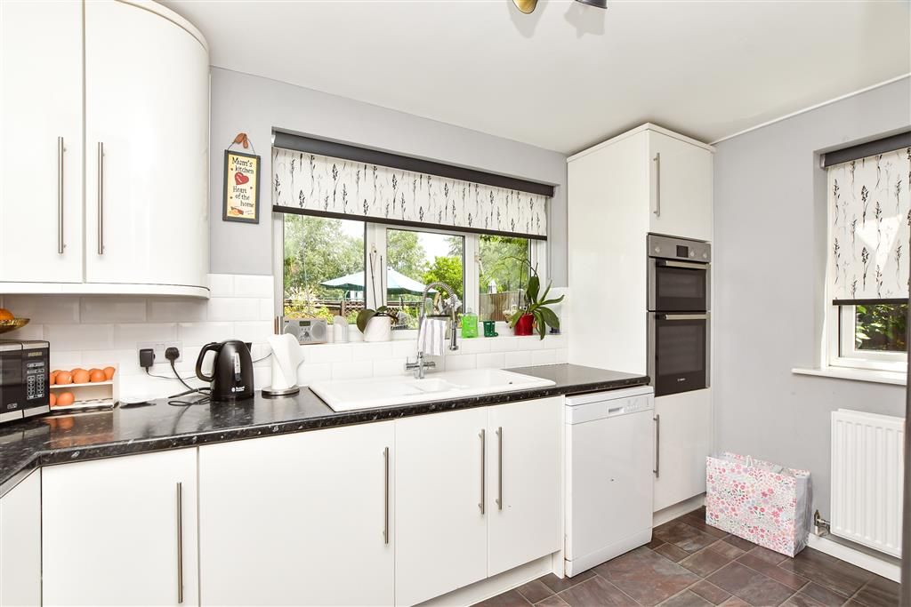 Property photo 1 of 16 Kitchen