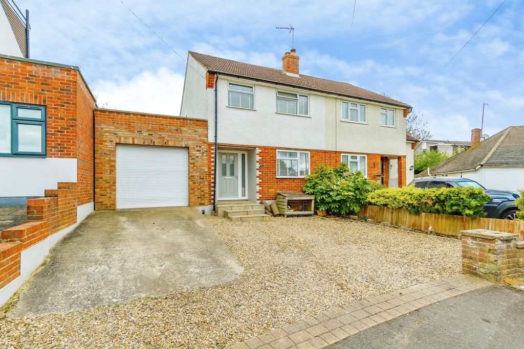 Property photo 1 of 16 Pbox-Img.Jpg