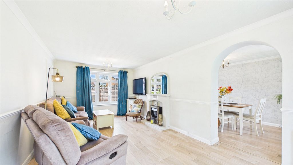 Property photo 2 of 16 Picture 2